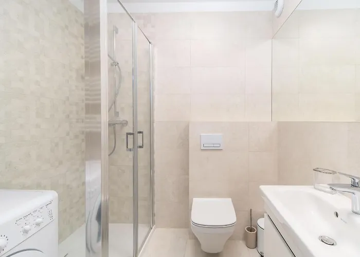 Apart111 Rodzinny 3 - 2 Sypialnie- Sauna, Silownia