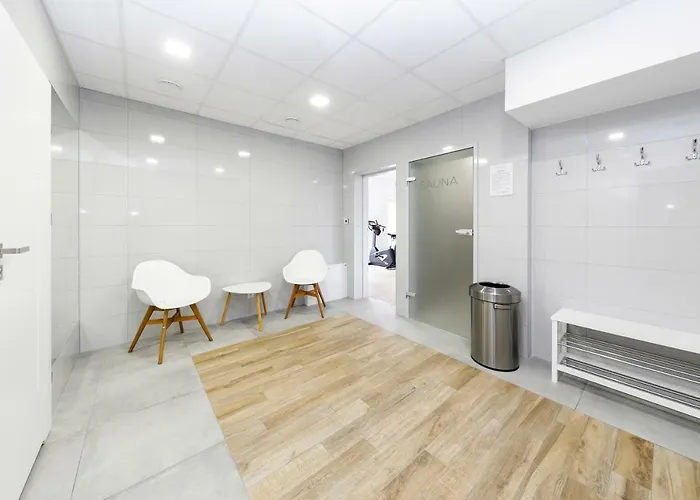 Apart111 Rodzinny 3 - 2 Sypialnie- Sauna, Silownia Apartment *